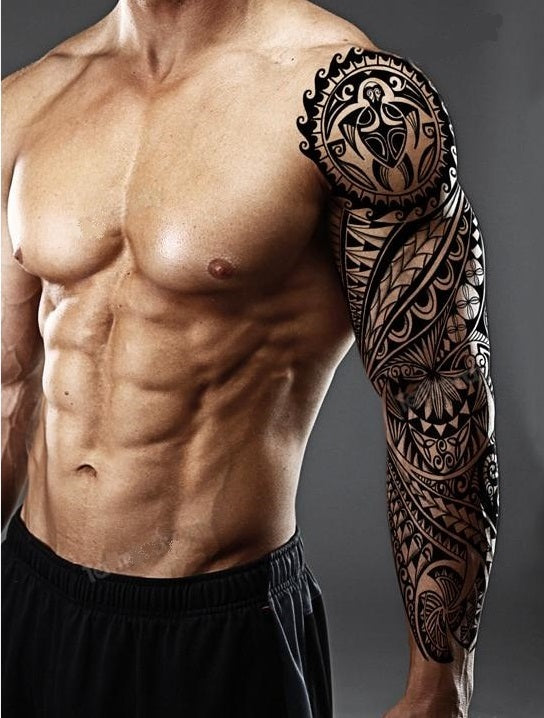 Tatouage bras polynésien force intérieure
